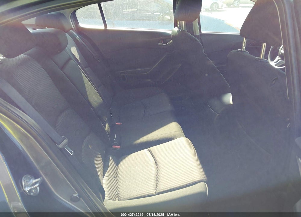 2016 MAZDA 3 VIN: JM1BM1U74G1281234