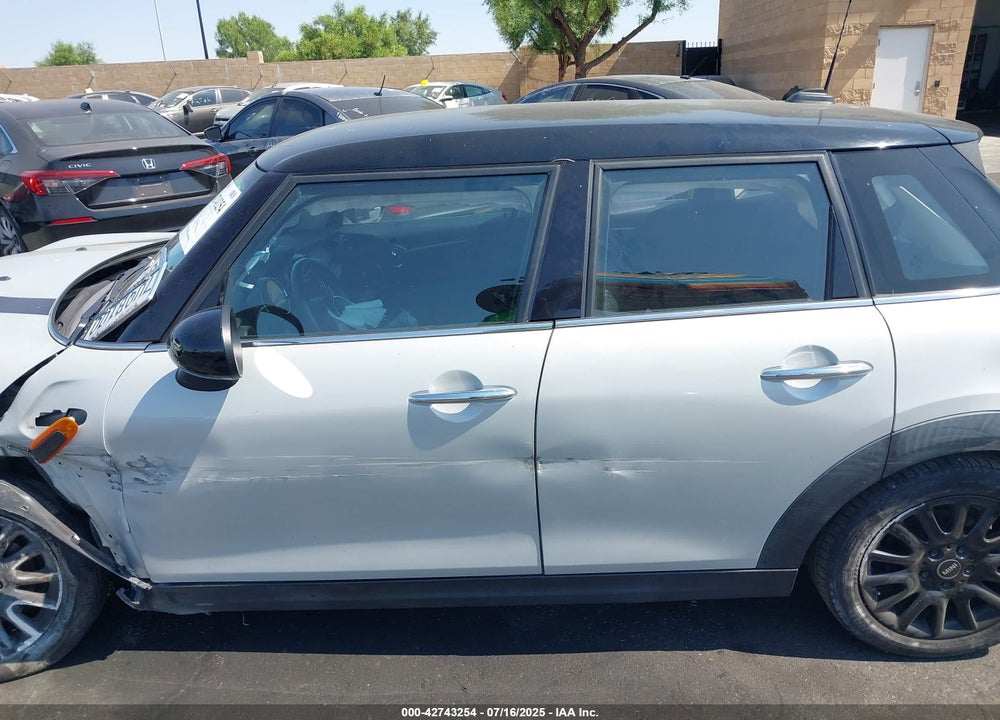 2017 MINI HARDTOP COOPER VIN: WMWXU1C54H2E17654