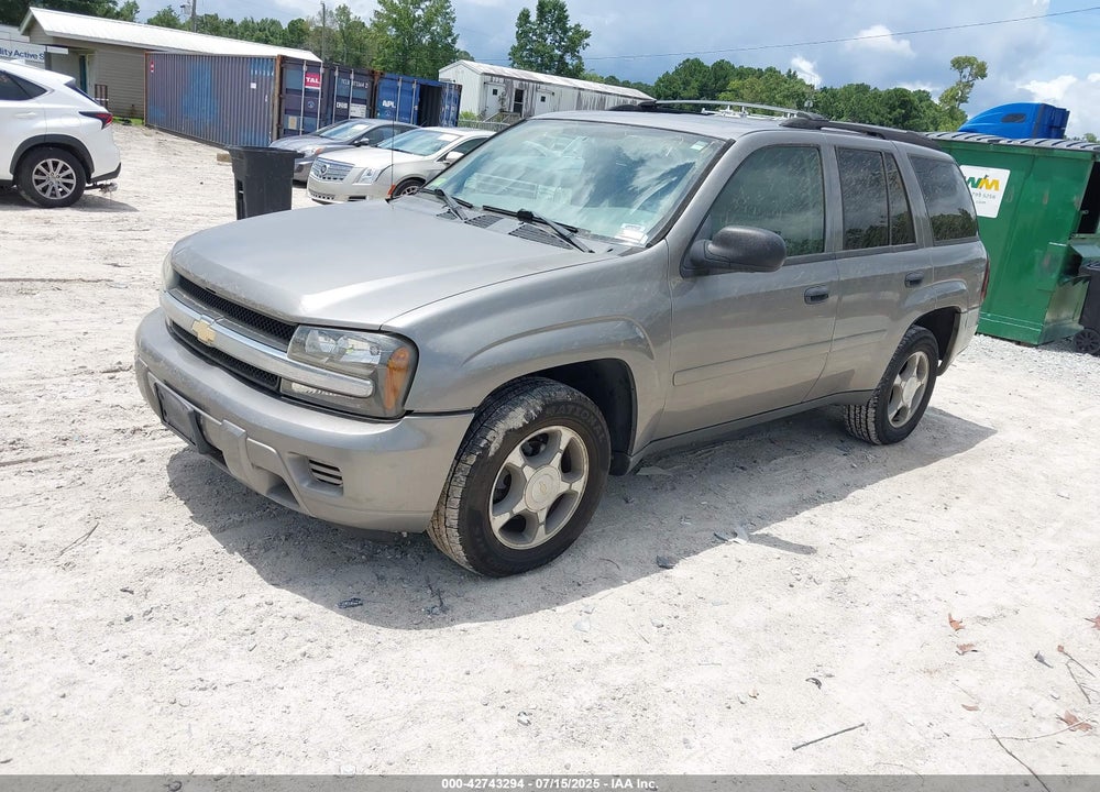 2006 CHEVROLET TRAILBLAZER LS VIN: 1GNDT13S762330265