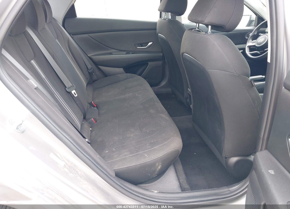 2024 HYUNDAI ELANTRA VIN: KMHLM4DG2RU676080