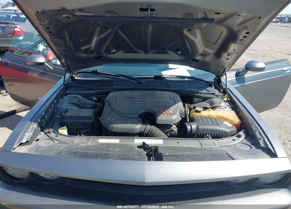 2012 DODGE CHALLENGER VIN: 2C3CDYAG6CH262198