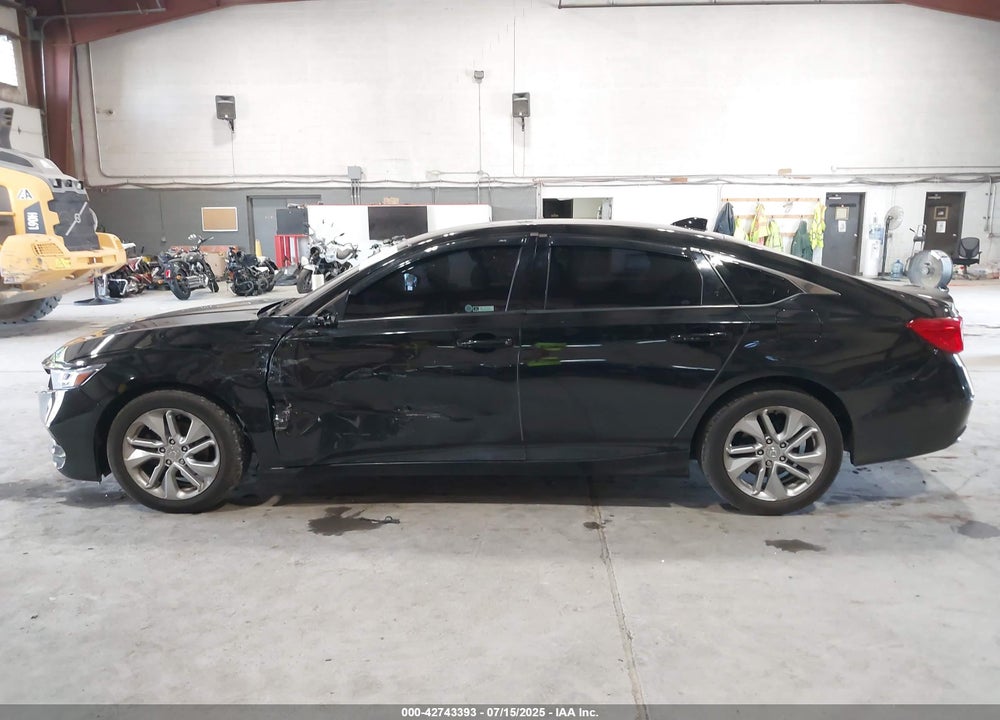 2018 HONDA ACCORD VIN: 1HGCV1F16JA169957