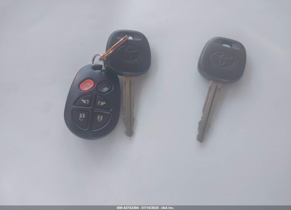 2005 TOYOTA SIENNA XLE VIN: 5TDZA22C45S287855