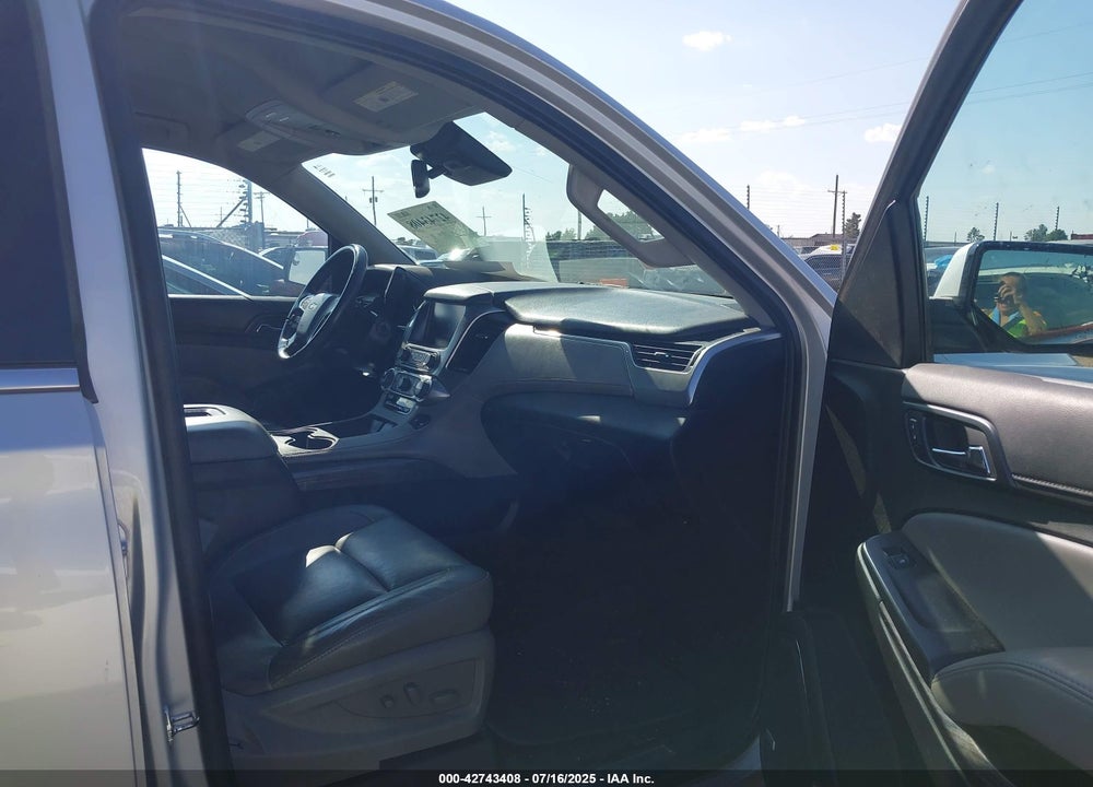 2018 CHEVROLET SUBURBAN VIN: 1GNSCHKC1JR368195