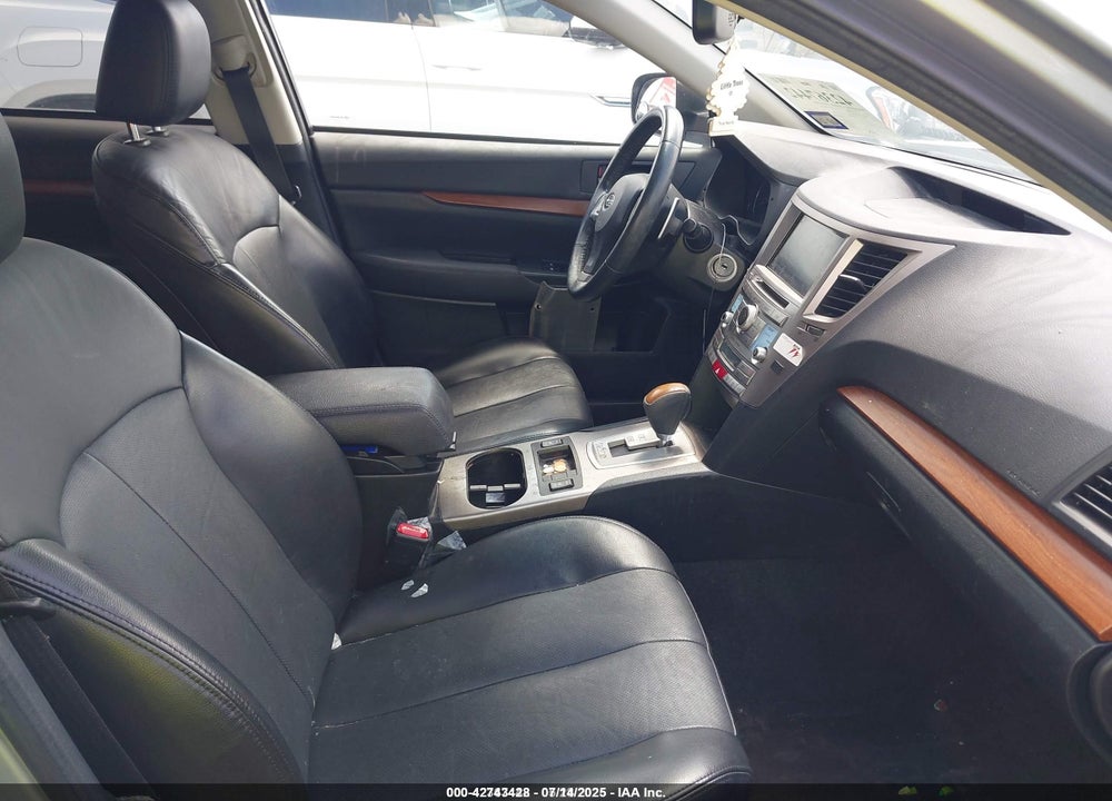 2014 SUBARU OUTBACK 2.5I LIMITED VIN: 4S4BRCMC8E3299114