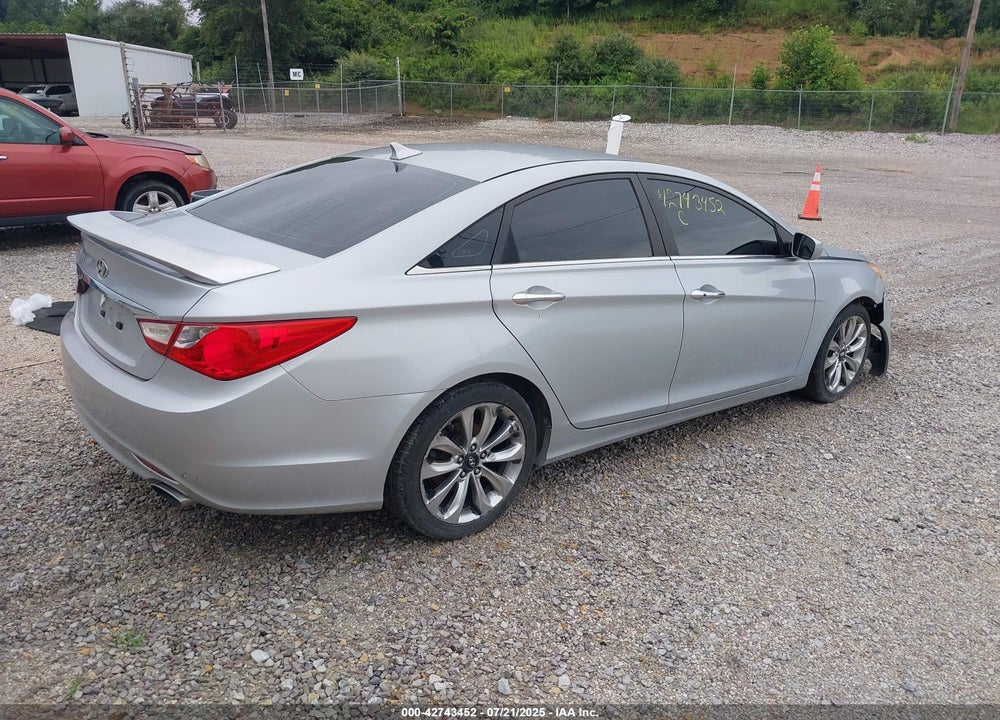 2011 HYUNDAI SONATA VIN: 5NPEC4AC5BH049973