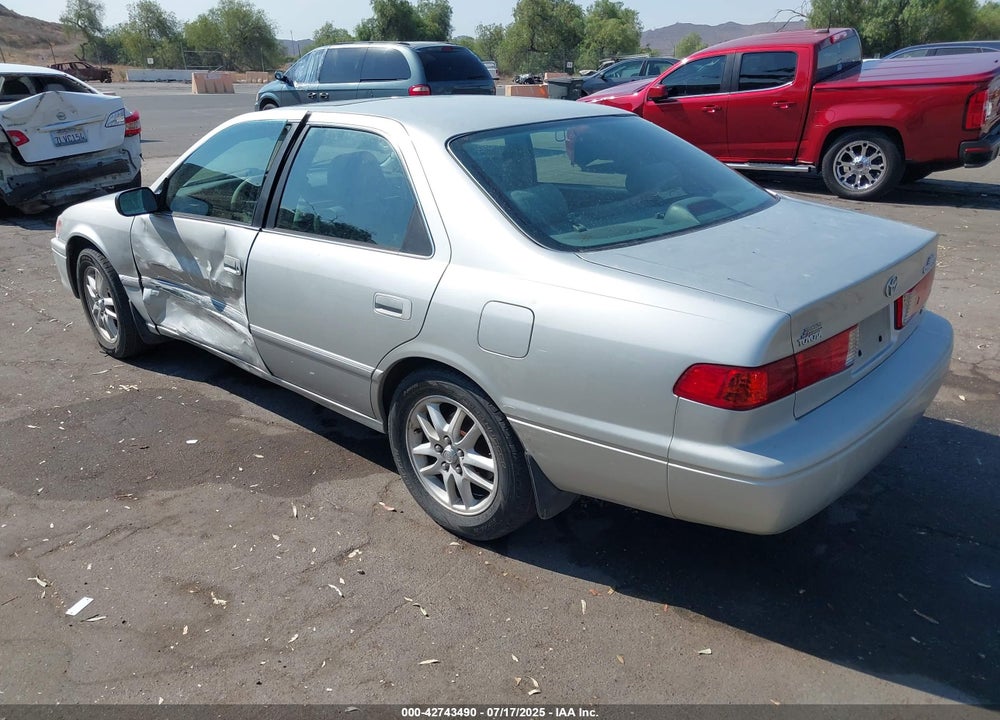 2001 TOYOTA CAMRY XLE V6 VIN: 4T1BF28K11U965240