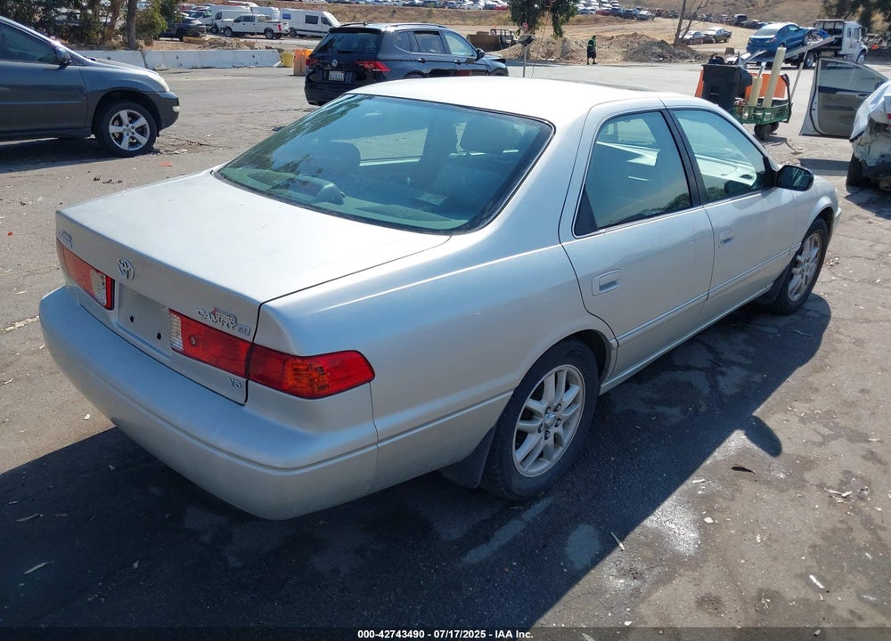2001 TOYOTA CAMRY XLE V6 VIN: 4T1BF28K11U965240