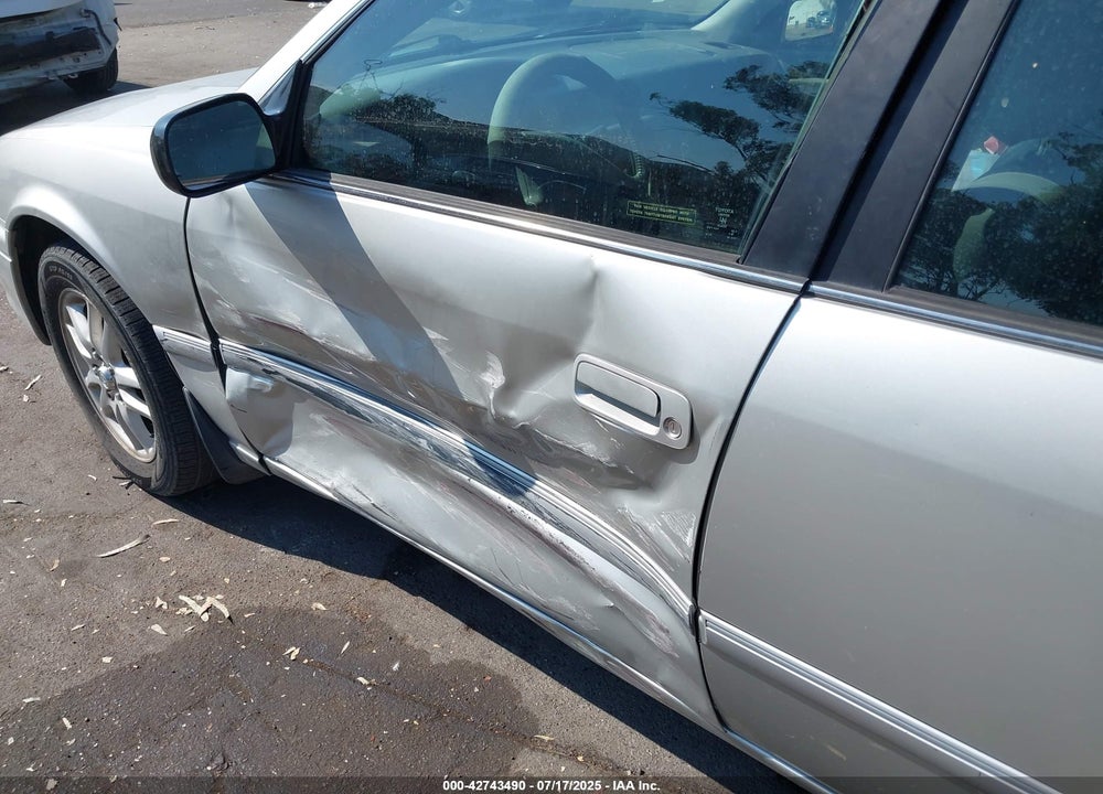 2001 TOYOTA CAMRY XLE V6 VIN: 4T1BF28K11U965240