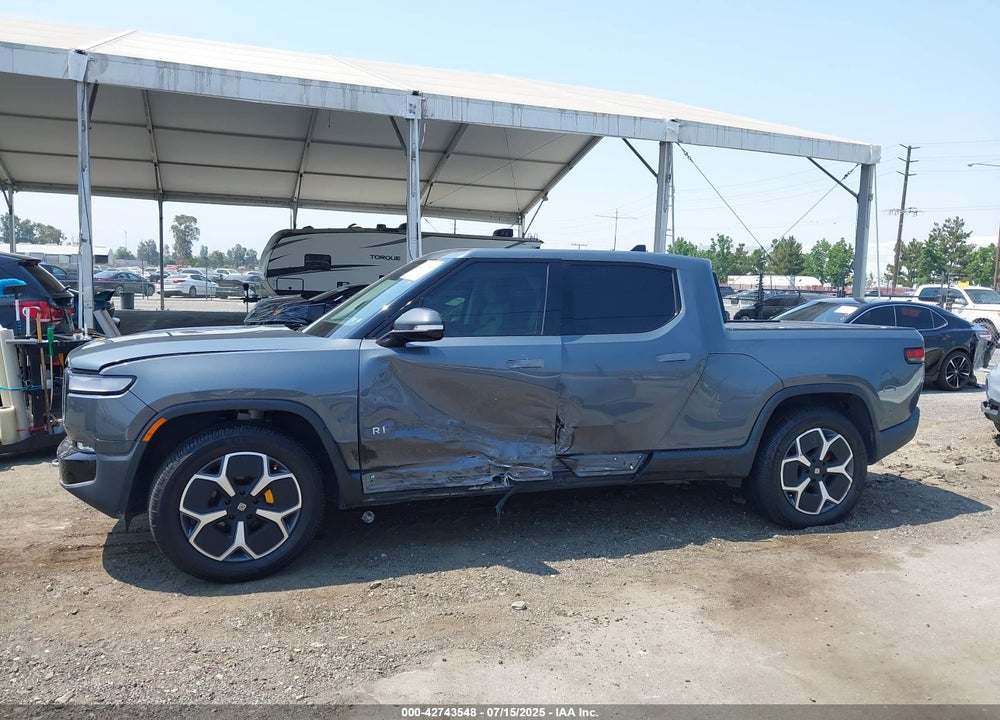 2022 RIVIAN R1T ADVENTURE VIN: 7FCTGAAA9NN013369