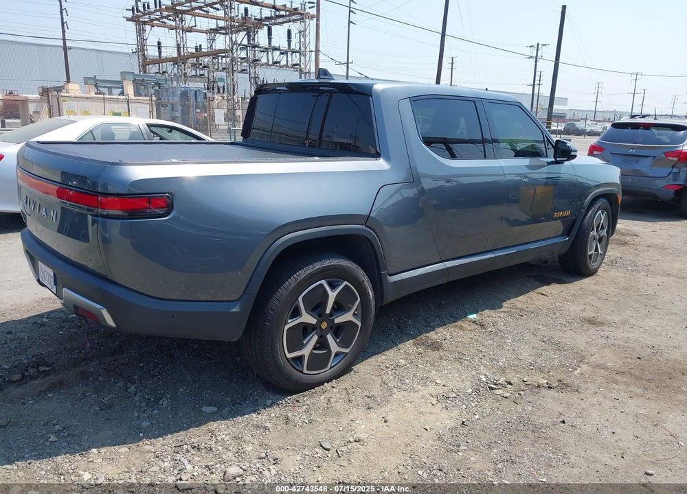 2022 RIVIAN R1T ADVENTURE VIN: 7FCTGAAA9NN013369