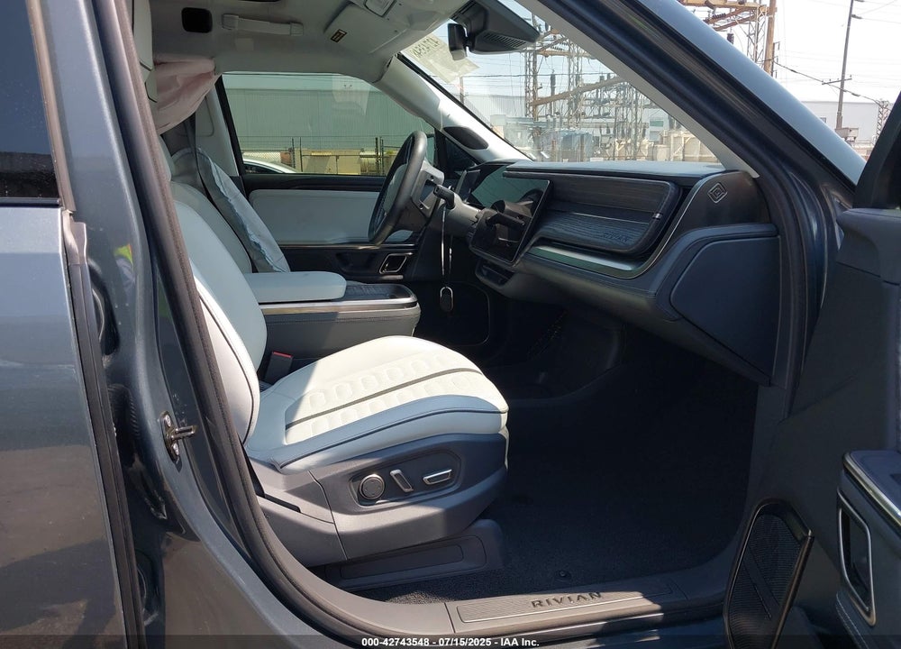 2022 RIVIAN R1T ADVENTURE VIN: 7FCTGAAA9NN013369