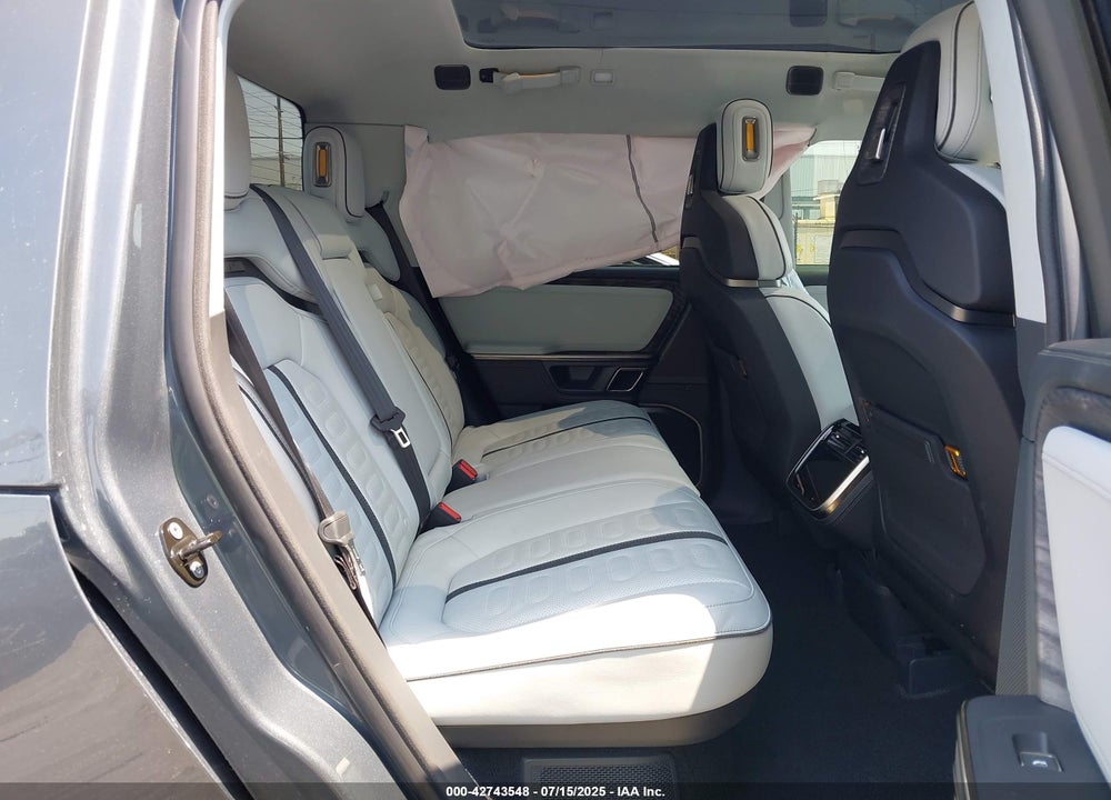 2022 RIVIAN R1T ADVENTURE VIN: 7FCTGAAA9NN013369