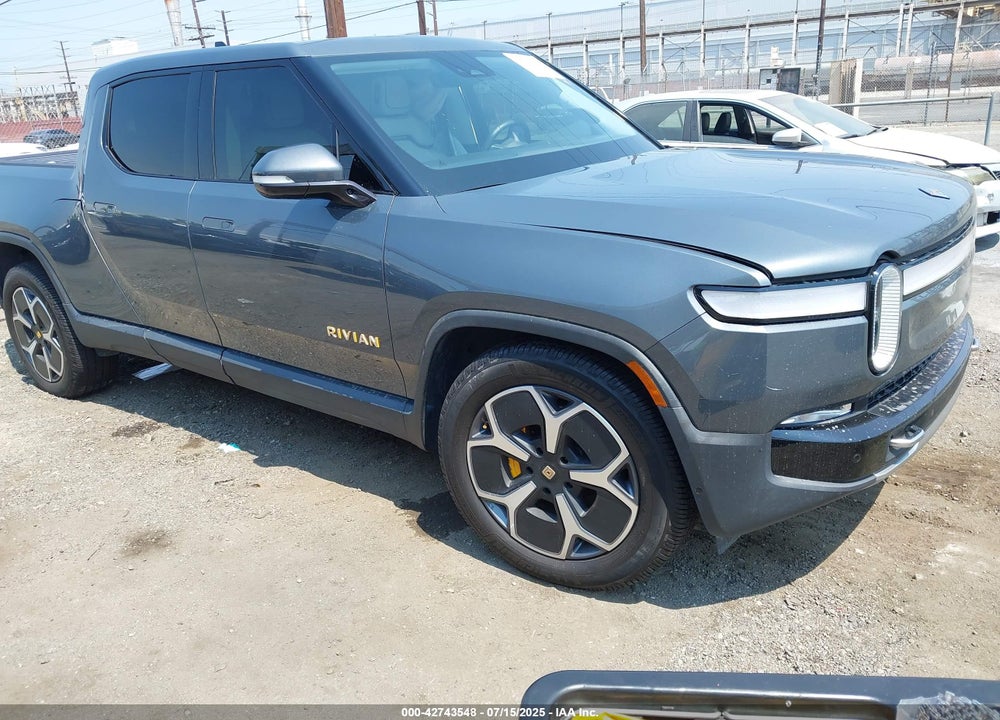 2022 RIVIAN R1T ADVENTURE VIN: 7FCTGAAA9NN013369