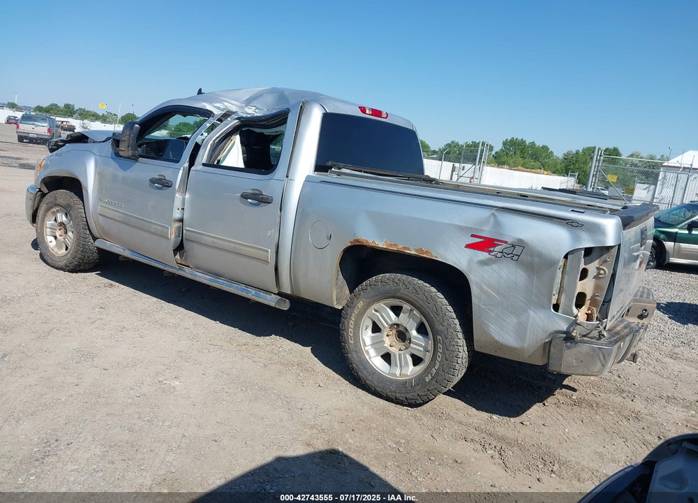 2013 CHEVROLET SILVERADO 1500 LT VIN: 3GCPKSE73DG292674