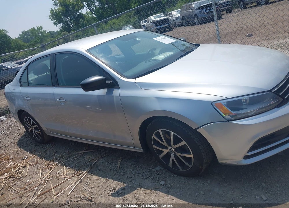 2016 VOLKSWAGEN JETTA VIN: 3VWD67AJ0GM343153
