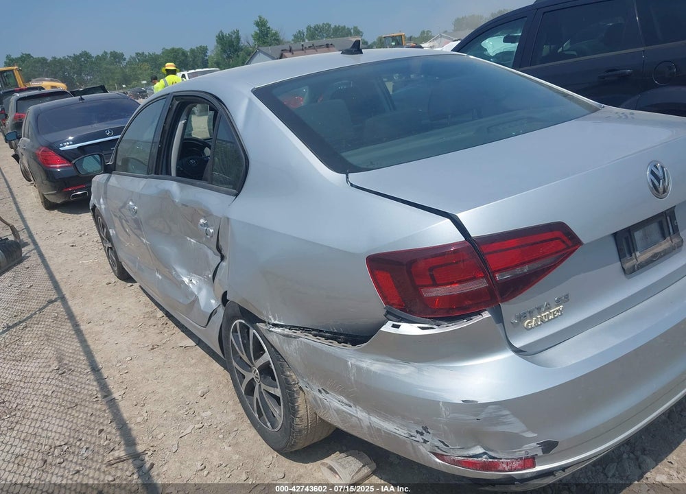 2016 VOLKSWAGEN JETTA VIN: 3VWD67AJ0GM343153