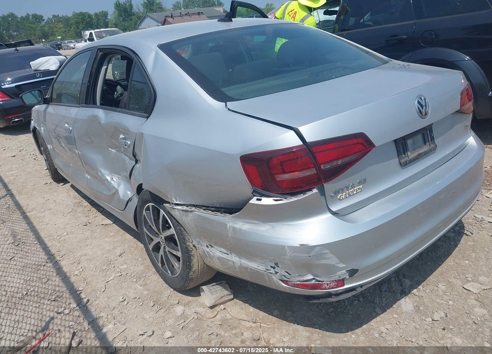 2016 VOLKSWAGEN JETTA VIN: 3VWD67AJ0GM343153