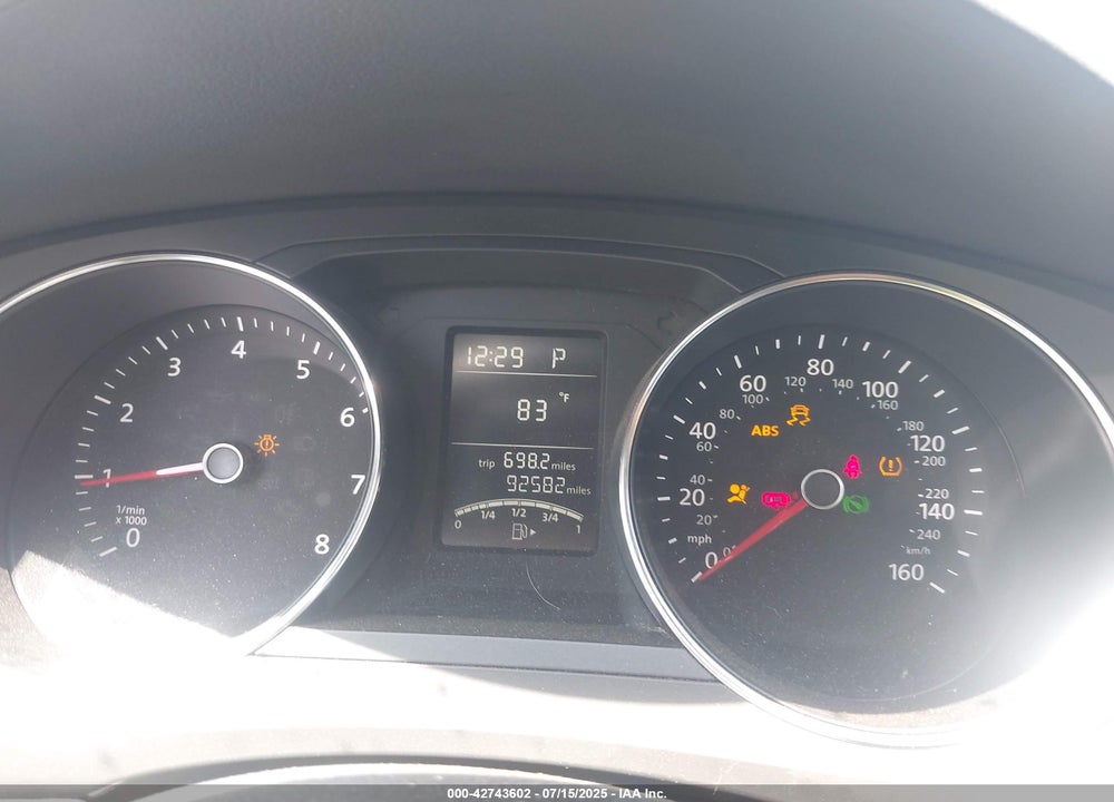 2016 VOLKSWAGEN JETTA VIN: 3VWD67AJ0GM343153