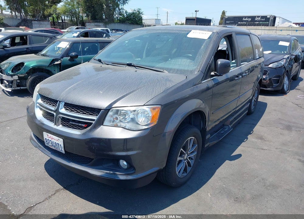 2016 DODGE GRAND CARAVAN SXT VIN: 2C4RDGCG7GR358225