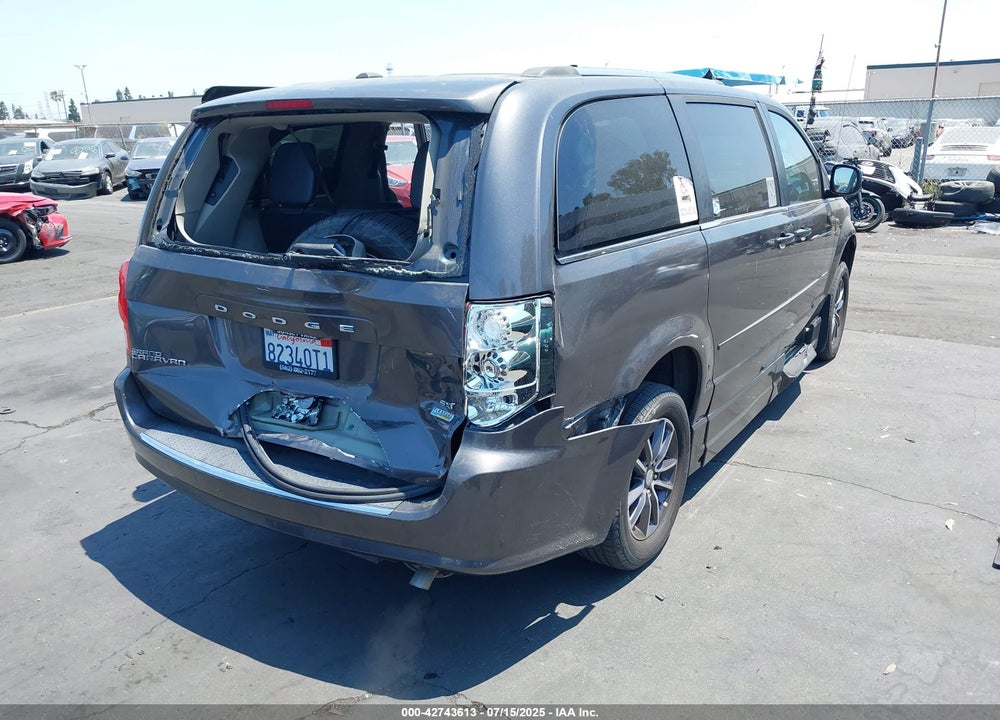 2016 DODGE GRAND CARAVAN SXT VIN: 2C4RDGCG7GR358225
