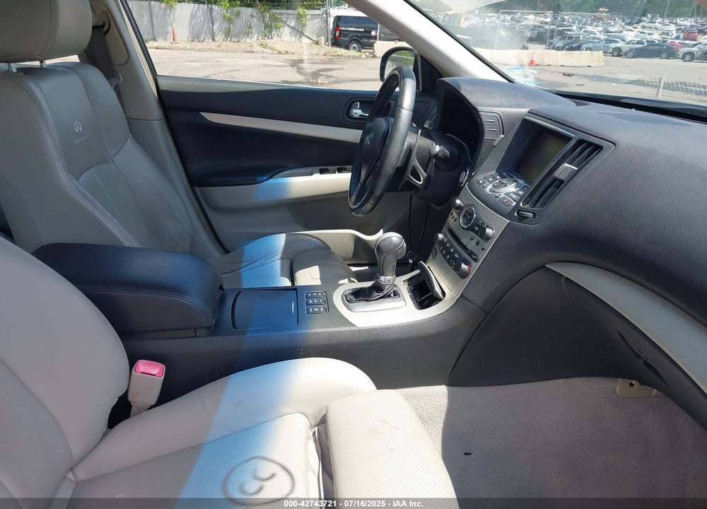 2008 INFINITI G35X VIN: JNKBV61FX8M262711