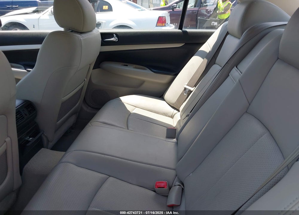 2008 INFINITI G35X VIN: JNKBV61FX8M262711