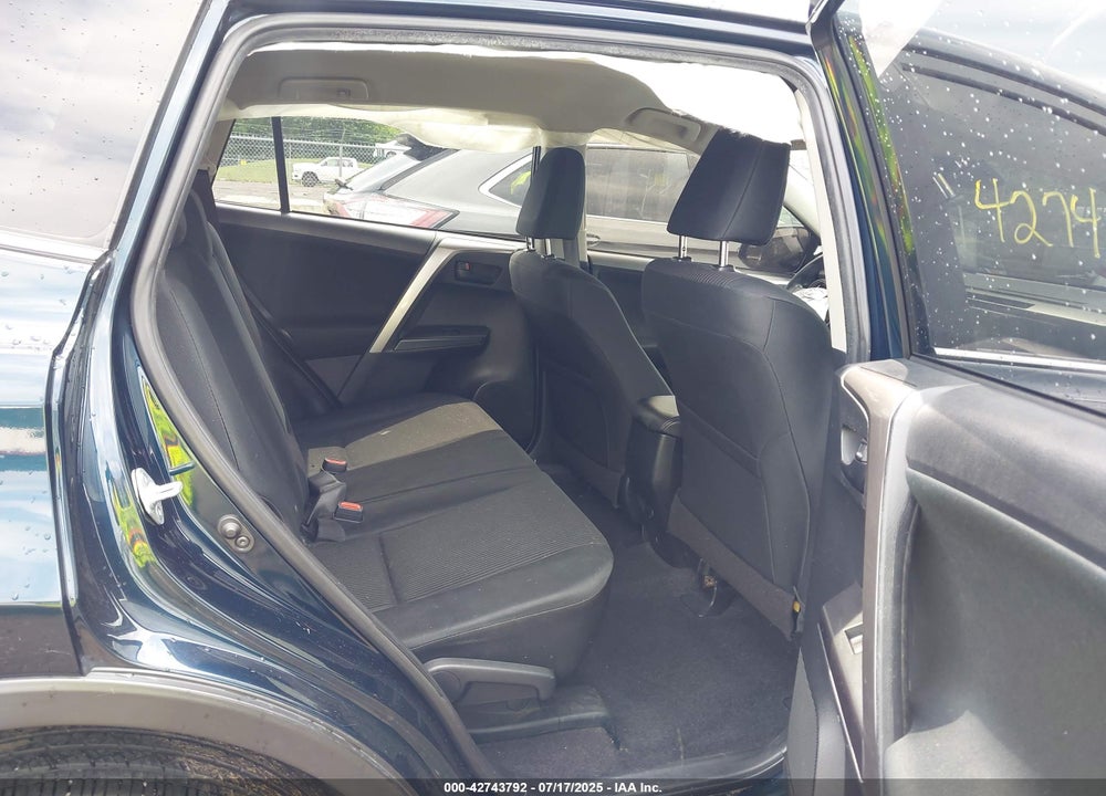 2017 TOYOTA RAV4 VIN: JTMBFREV9HJ161193