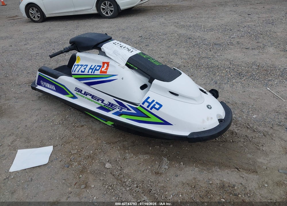 2019 YAMAHA SUPERJET VIN: 00000YAMH0031L819