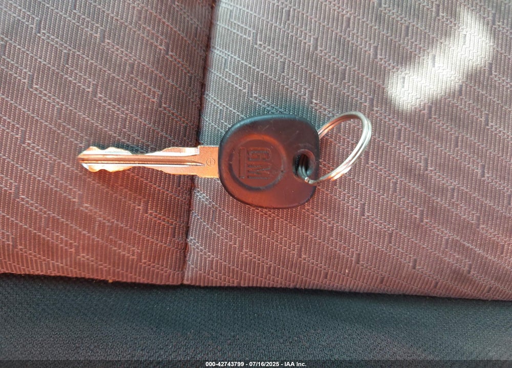 2009 CHEVROLET SILVERADO 1500 VIN: 1GCEC14X99Z202838