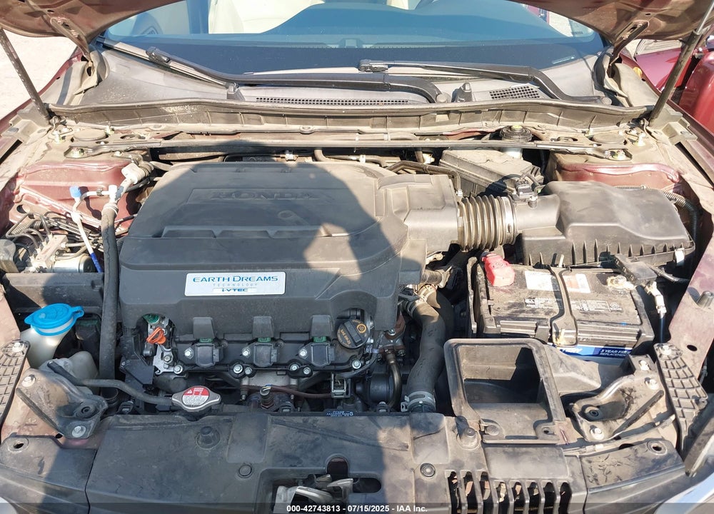 2014 HONDA ACCORD VIN: 1HGCR3F85EA004470