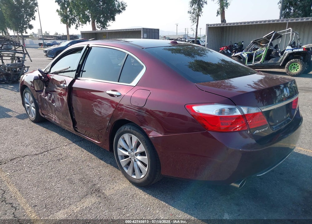 2014 HONDA ACCORD VIN: 1HGCR3F85EA004470