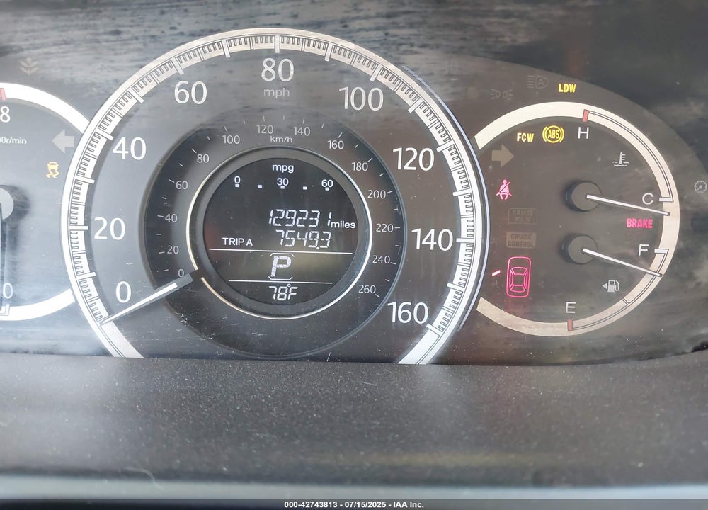 2014 HONDA ACCORD VIN: 1HGCR3F85EA004470