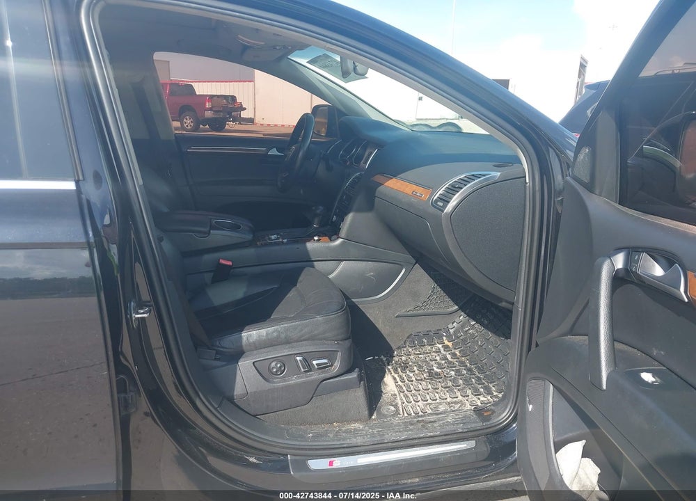 2014 AUDI Q7 VIN: WA1DGAFE0ED008602
