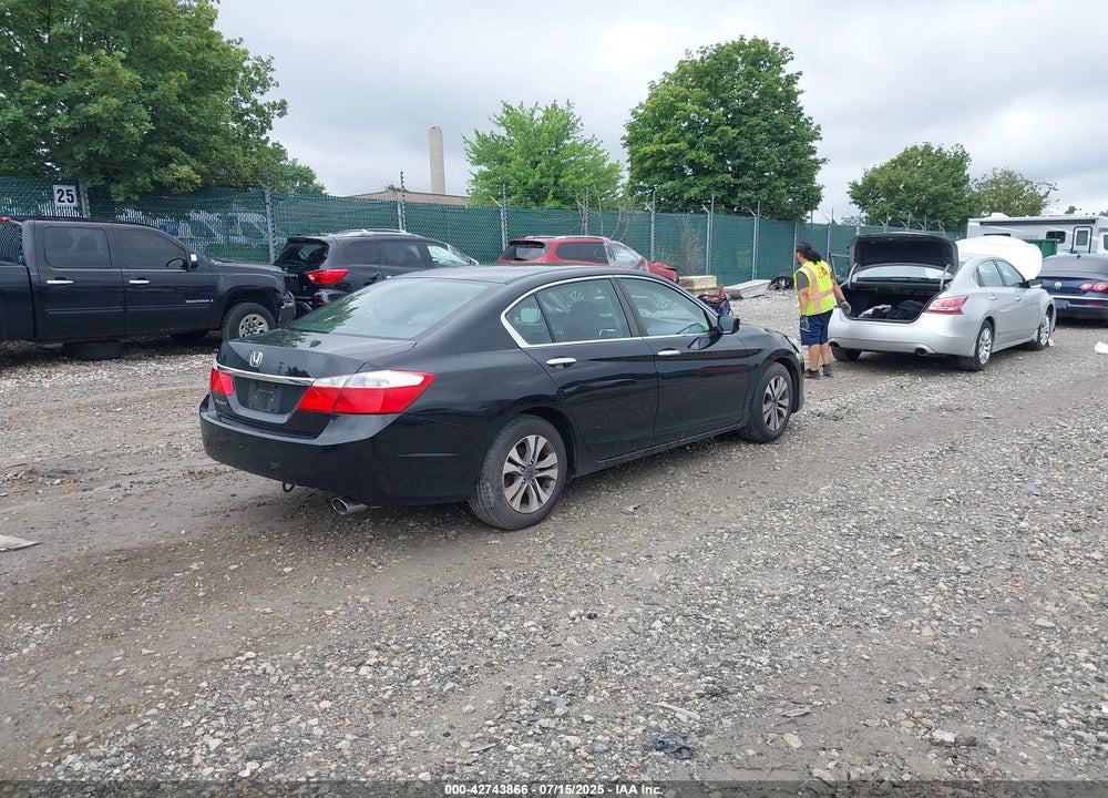 2015 HONDA ACCORD VIN: 1HGCR2F3XFA011379