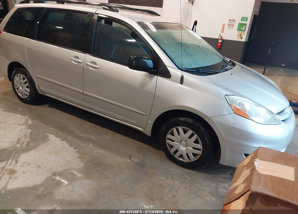 2010 TOYOTA SIENNA CE VIN: 5TDKK4CC0AS339453