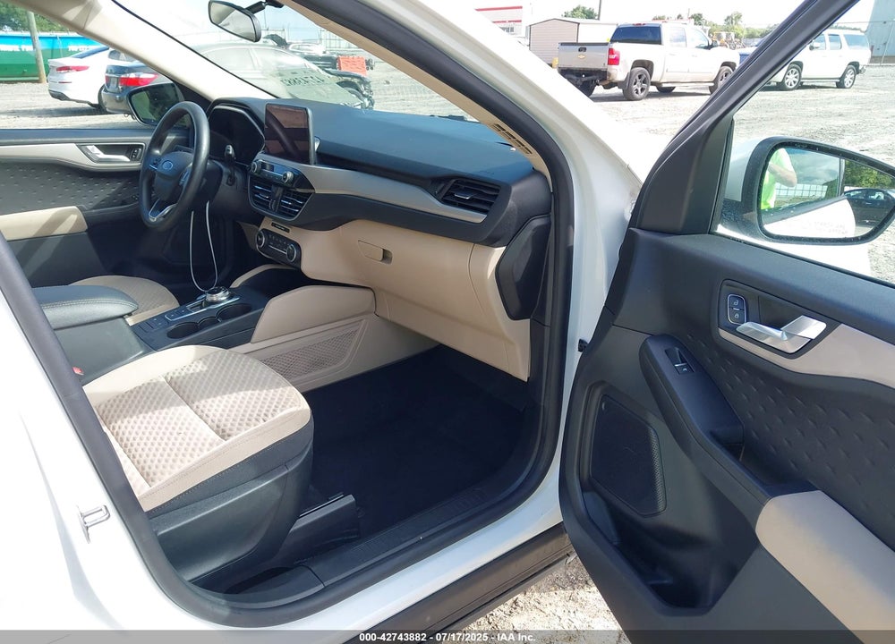 2020 FORD ESCAPE VIN: 1FMCU0G66LUB56824
