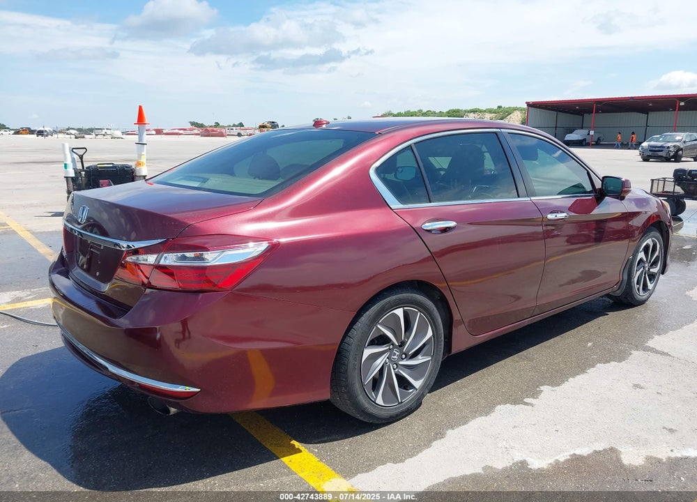 2017 HONDA ACCORD VIN: 1HGCR2F92HA008337