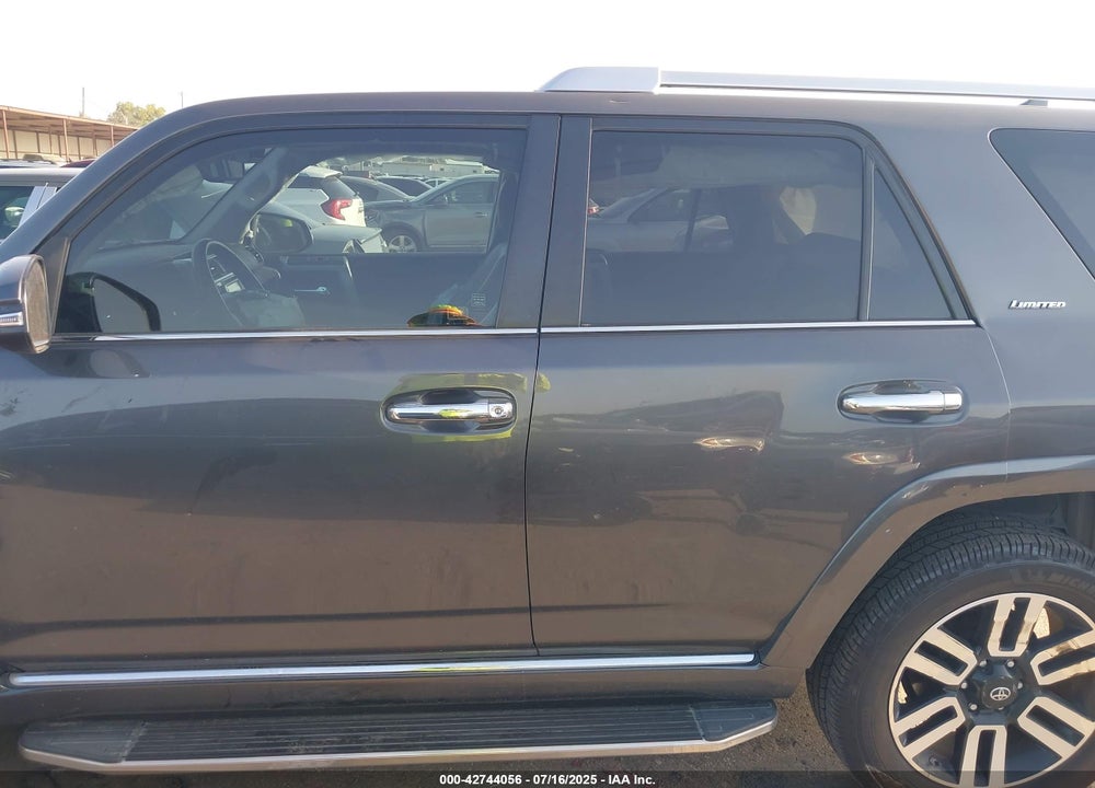 2019 TOYOTA 4RUNNER VIN: JTEBU5JR8K5670176