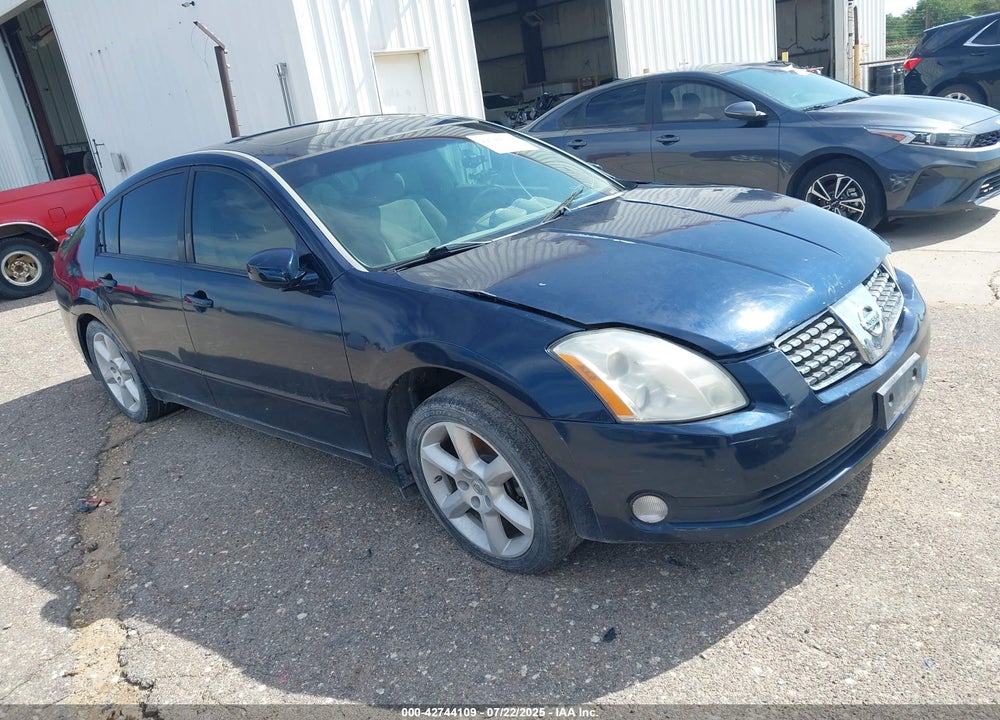 2004 NISSAN MAXIMA 3.5 SE VIN: 1N4BA41E54C838574