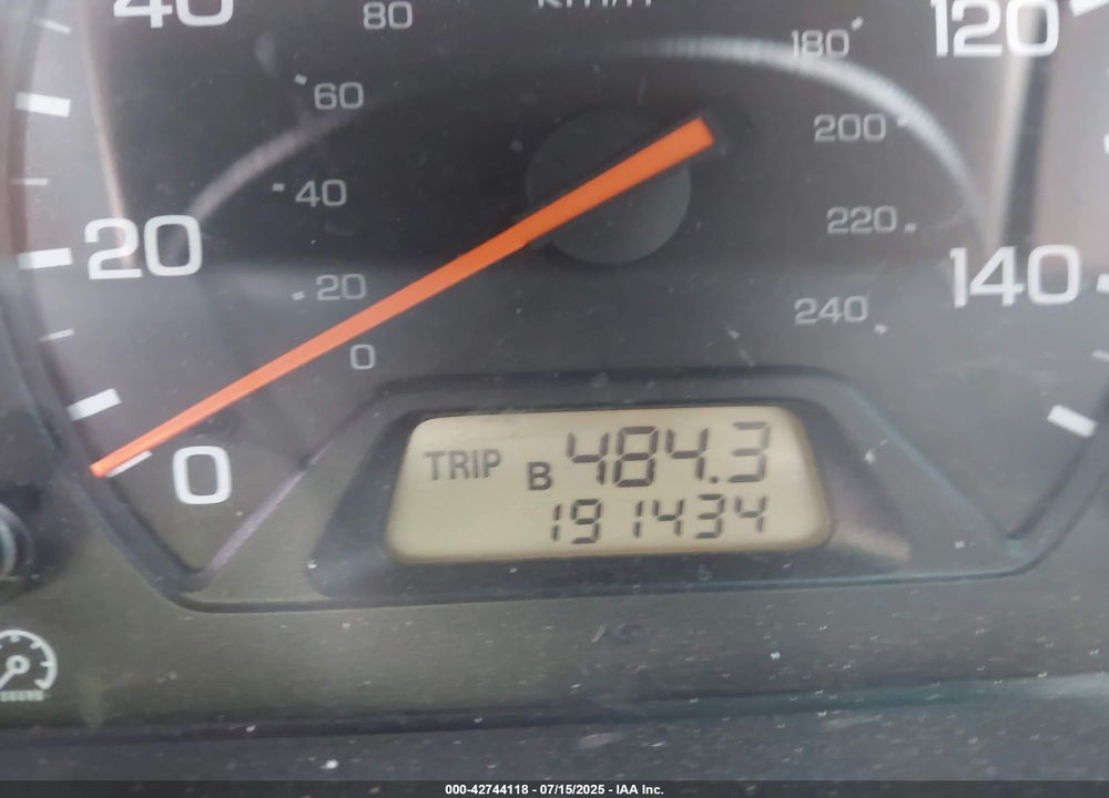 2000 HONDA ACCORD 2.3 LX VIN: 3HGCG6651YG703906