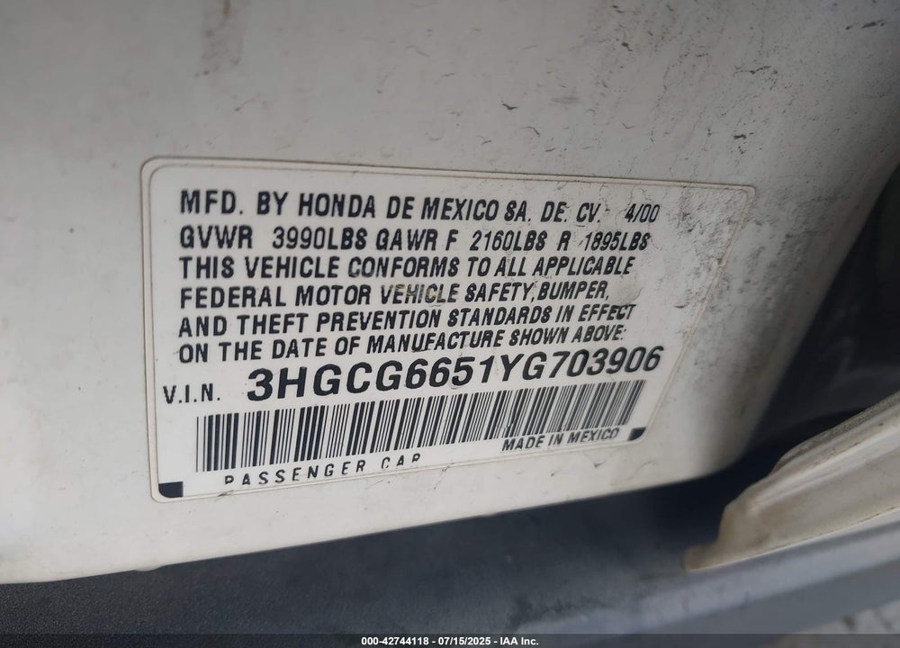2000 HONDA ACCORD 2.3 LX VIN: 3HGCG6651YG703906