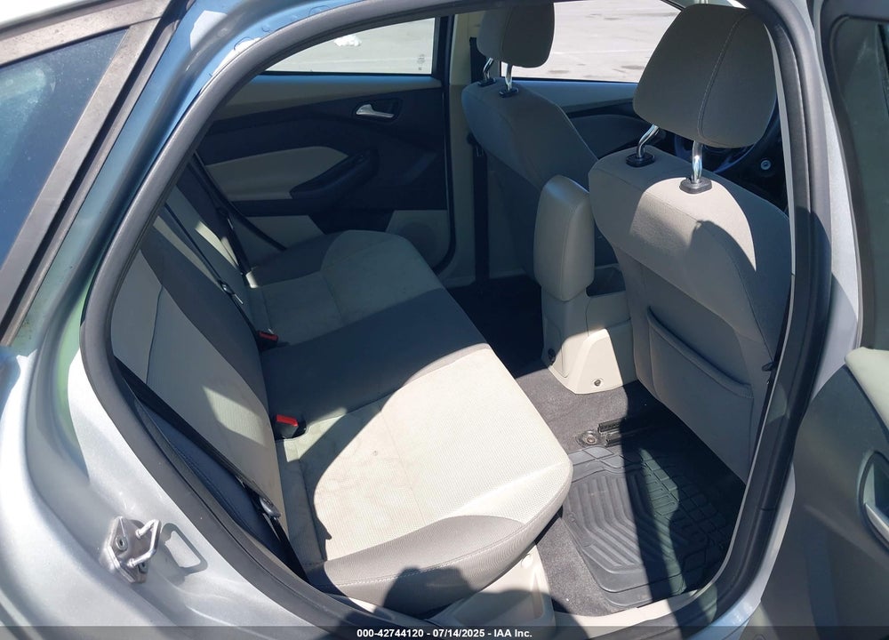 2012 FORD FOCUS VIN: 1FAHP3F22CL377625