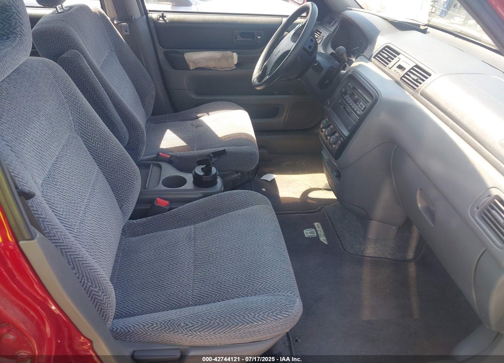 1998 HONDA CR-V EX VIN: JHLRD1862WC087680