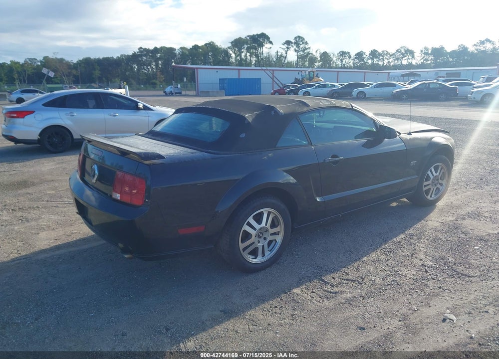 2006 FORD MUSTANG VIN: 1ZVFT85H365115375
