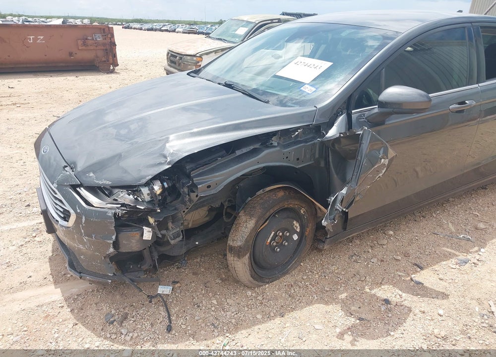 2019 FORD FUSION VIN: 3FA6P0HD0KR282548