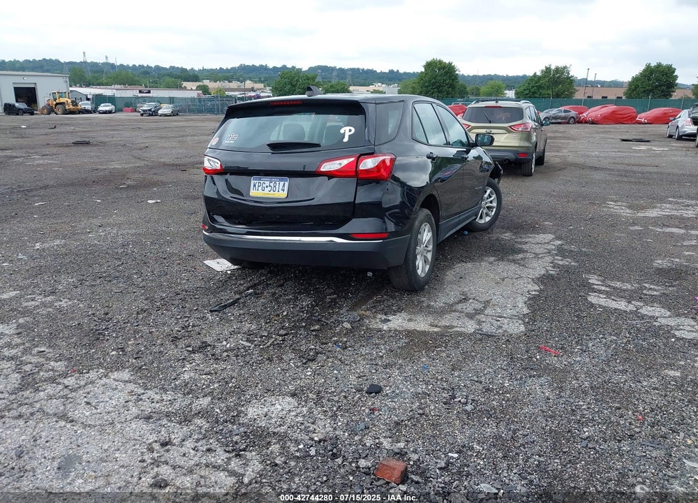 2018 CHEVROLET EQUINOX VIN: 2GNAXHEV9J6261159