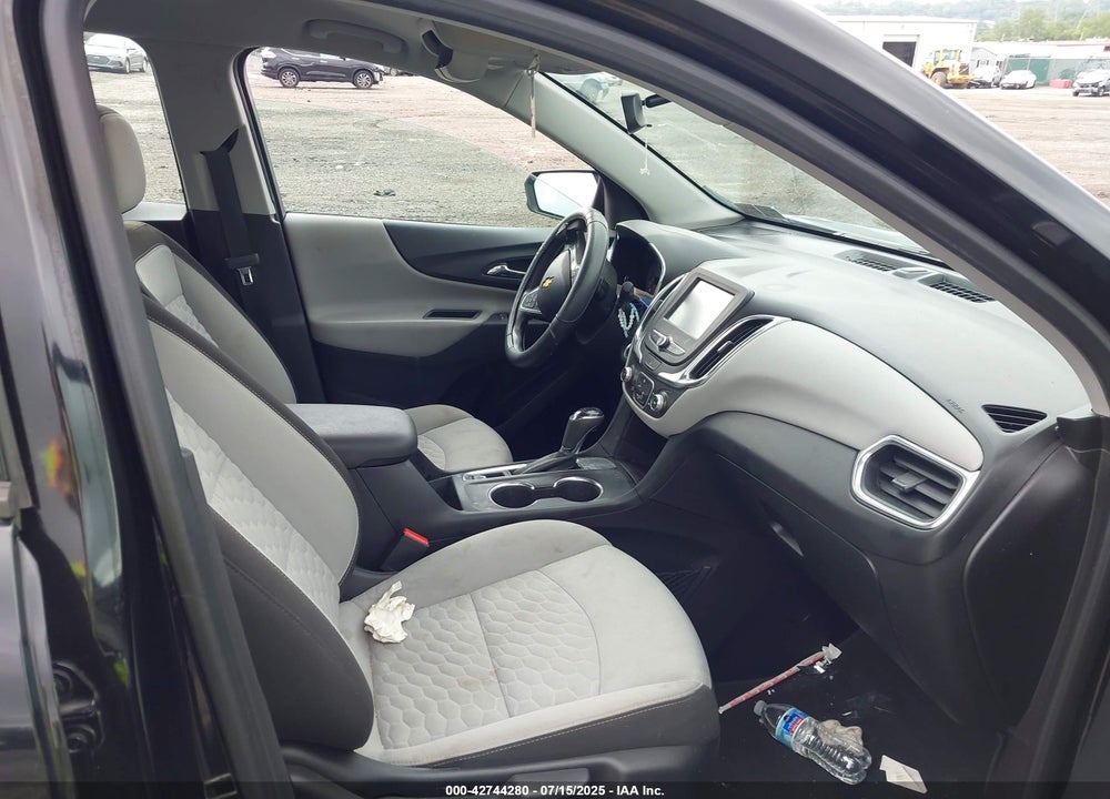 2018 CHEVROLET EQUINOX VIN: 2GNAXHEV9J6261159