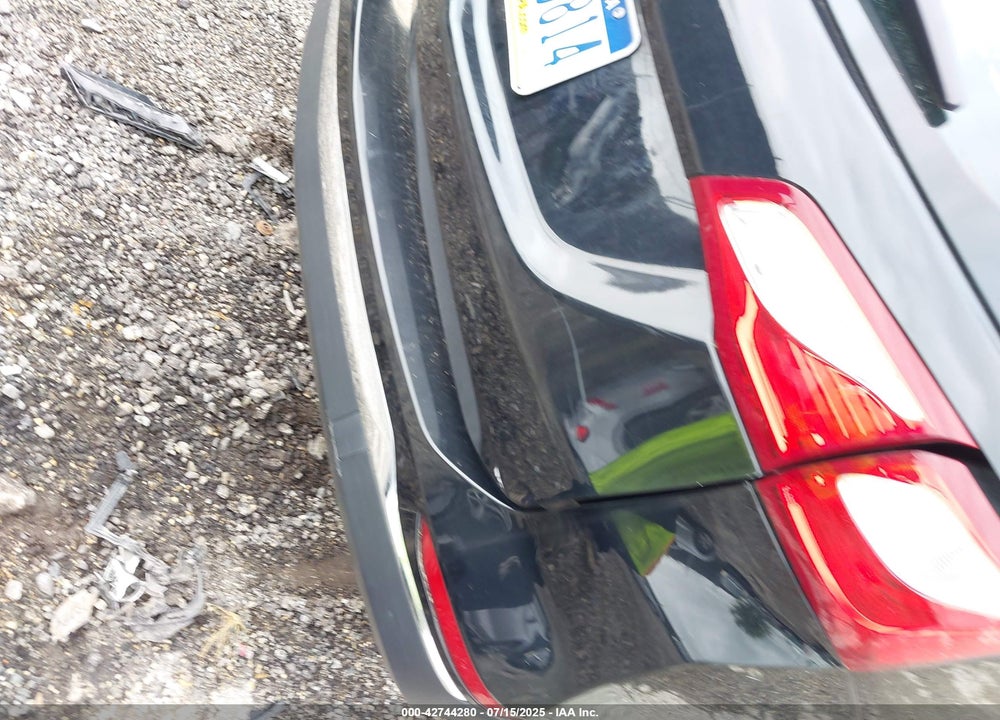 2018 CHEVROLET EQUINOX VIN: 2GNAXHEV9J6261159