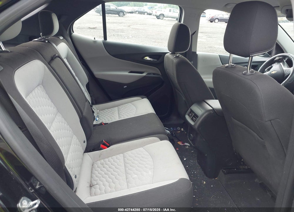 2018 CHEVROLET EQUINOX VIN: 2GNAXHEV9J6261159
